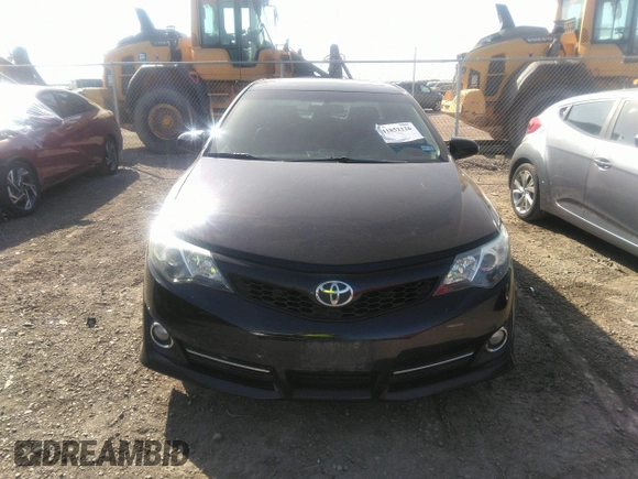 2014 Toyota Camry L with VIN 4T1BF1FKXEU397458, listed as a IAAI auction lot 41852126 with 122,075 mi miles. Bid and sale history available at carsss.com. Image 12.