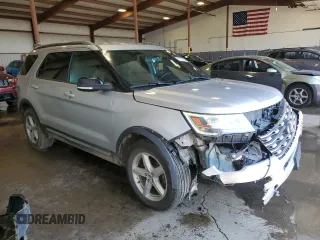 2017 Ford Explorer XLT z VIN 1FM5K8D84HGC98209, wystawiony jako Copart lot #61829195 z przebiegiem 86 677 mil mil oraz Szkoda całkowita • Salvage title. Historia ofert i sprzedaży dostępna na DreamBid. Obrazek 4.