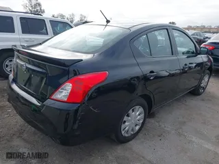 2019 Nissan Versa Sedan SV with VIN 3N1CN7AP6KL821440, listed as a IAAI auction lot 41539684 with 148,526 mi miles. Bid and sale history available at carsss.com. Image 4.