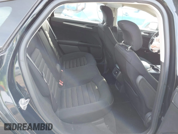 2014 Ford Fusion SE with VIN 3FA6P0H72ER156982, listed as a IAAI auction lot 41865154 with 215,319 mi miles and . Bid and sale history available at DreamBid. Image 8.