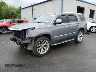 2020 Cadillac Escalade Luxury z VIN 1GYS4BKJ7LR258671, wystawiony jako Copart lot #59657795 z przebiegiem 60 651 mil mil oraz Szkoda całkowita • Salvage title. Historia ofert i sprzedaży dostępna na DreamBid. Obrazek 1.
