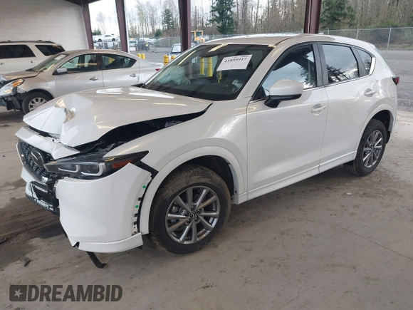 2024 Mazda CX-5 2.5 S Preferred Package with VIN JM3KFBCL4R0472201, listed as a IAAI auction lot 41895917 with 9,245 mi miles. Bid and sale history available at carsss.com. Image 2.
