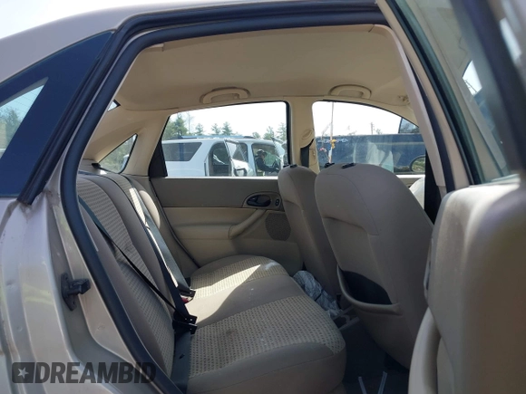 2007 Ford Focus S with VIN 1FAFP34N47W270598, listed as a IAAI auction lot 42133025 with 158,515 mi miles and . Bid and sale history available at carsss.com. Image 8.