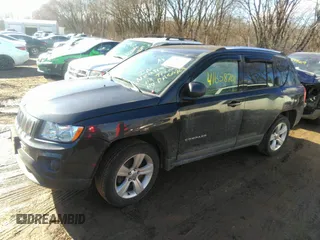 2011 Jeep Compass with VIN 1J4NF1FB8BD159017, listed as a IAAI auction lot 41658701 with 172,424 mi miles. Bid and sale history available at carsss.com. Image 2.