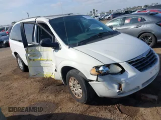 2006 Chrysler Town & Country LX z VIN 2A4GP44R46R897343, wystawiony jako IAAI lot #41597107 z przebiegiem 74 796 mil mil oraz . Historia ofert i sprzedaży dostępna na DreamBid. Obrazek 1.