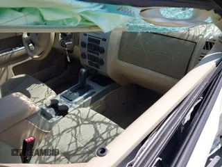 2012 Ford Escape XLT с VIN 1FMCU0D70CKB19194, выставлен на аукционе IAAI как лот 42642491 с пробегом 89 609 миль миль и . История ставок и продаж доступна на DreamBid. Изображение 5.