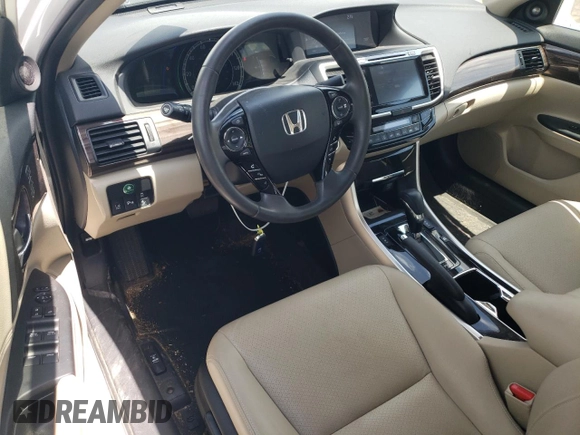 2017 Honda Accord Touring with VIN JHMCR6F7XHC023899, listed as a Copart auction lot 60900175 with 29,092 mi miles and Salvage title. Bid and sale history available at DreamBid. Image 8.