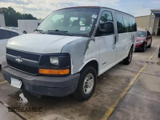 2004 Chevrolet City Express Cargo z VIN 1GAGG25U241161170, wystawiony jako IAAI lot #42470222 z przebiegiem 71 599 mil mil oraz . Historia ofert i sprzedaży dostępna na DreamBid. Obrazek 9.