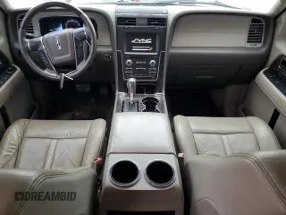 2015 Lincoln Navigator z VIN 5LMJJ2HT0FEJ12667, wystawiony jako Copart lot #45957575 z przebiegiem 138 861 mil mil oraz Szkoda całkowita • Salvage title. Historia ofert i sprzedaży dostępna na DreamBid. Obrazek 8.