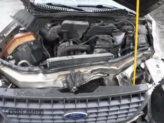2003 Ford Explorer XLS z VIN 1FMZU72K23ZB43952, wystawiony jako Copart lot #52150285 z przebiegiem 161 828 mil mil oraz Szkody całkowita. Historia ofert i sprzedaży dostępna na DreamBid. Obrazek 11.