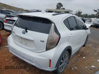 2018 Toyota Prius One with VIN JTDKDTB35J1604628, listed as a IAAI auction lot 41398306 with 315,738 mi miles and . Bid and sale history available at DreamBid. Image 4.
