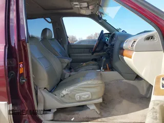 2002 Infiniti QX4 with VIN JNRDR09X02W212520, listed as a IAAI auction lot 41381529 with 182,828 mi miles and . Bid and sale history available at DreamBid. Image 5.