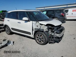 2014 FIAT 500L Trekking with VIN ZFBCFADH5EZ011258, listed as a Copart auction lot 77622554 with 192,013 mi miles and Salvage Title. Bid and sale history available at DreamBid. Image 4.
