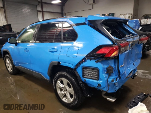 2019 Toyota RAV4 XLE with VIN JTMP1RFVXKD011571, listed as a Copart auction lot 89066895 with 81,955 mi miles and Salvage Title. Bid and sale history available at DreamBid. Image 2.