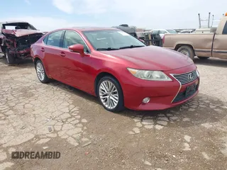 2013 Lexus ES 250 с VIN JTHBK1GG7D2065075, выставлен на аукционе IAAI как лот 41761753 с пробегом 121 272 миль миль и . История ставок и продаж доступна на DreamBid. Изображение 1.