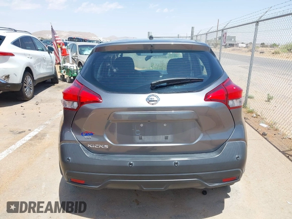 2020 Nissan Kicks S z VIN 3N1CP5BV9LL525082, wystawiony jako IAAI lot #42322672 z przebiegiem 48 035 mil mil oraz . Historia ofert i sprzedaży dostępna na DreamBid. Obrazek 16.