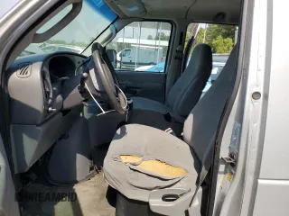 2007 Ford Econoline Passenger XL с VIN 1FBNE31L57DA75429, выставлен на аукционе Copart как лот 55922075 с пробегом 173 633 миль миль и Чистый • Clean title. История ставок и продаж доступна на DreamBid. Изображение 7.
