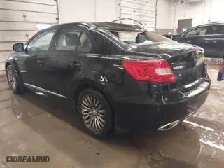 2011 Suzuki Kizashi SE with VIN JS2RF9A31B6111181, listed as a IAAI auction lot 41547077 with 61,000 mi miles. Bid and sale history available at carsss.com. Image 3.