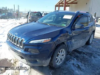 2018 Jeep Cherokee Latitude Plus with VIN 1C4PJMLX0JD529969, listed as a IAAI auction lot 41412343 with 98,506 mi miles. Bid and sale history available at carsss.com. Image 19.