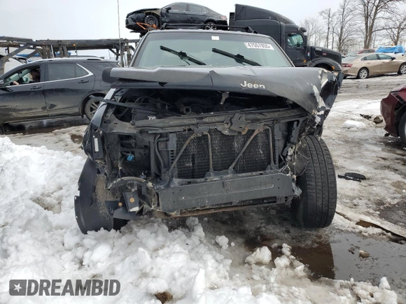 1998 Jeep Grand Cherokee Laredo with VIN 1J4GZ58SXWC293835, listed as a Copart auction lot 47557855 with 217,948 mi miles and Salvage Title. Bid and sale history available at carsss.com. Image 5.