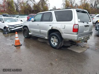 2000 Toyota 4Runner Limited with VIN JT3HN87R0Y0315002, listed as a IAAI auction lot 40932919 with 327,370 mi miles. Bid and sale history available at carsss.com. Image 3.