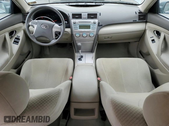 2008 Toyota Camry LE z VIN 4T4BE46K48R016122, wystawiony jako Copart lot #59758125 z przebiegiem 172 945 mil mil oraz Szkoda całkowita • Salvage title. Historia ofert i sprzedaży dostępna na DreamBid. Obrazek 8.