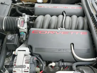 2004 Chevrolet Corvette z VIN 1G1YY32G145105168, wystawiony jako IAAI lot #42390079 z przebiegiem 44 073 mil mil oraz . Historia ofert i sprzedaży dostępna na DreamBid. Obrazek 20.