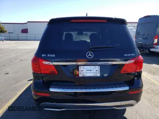 2015 Mercedes-Benz GL-Class GL 350 BlueTEC with VIN 4JGDF2EE8FA527847, listed as a Copart auction lot 70300993 with 138,496 mi miles. Bid and sale history available at carsss.com. Image 6.