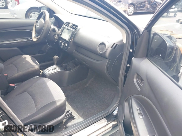 2018 Mitsubishi Mirage ES z VIN ML32A3HJ0JH005967, wystawiony jako IAAI lot #42372252 z przebiegiem 51 999 mil mil oraz . Historia ofert i sprzedaży dostępna na DreamBid. Obrazek 5.