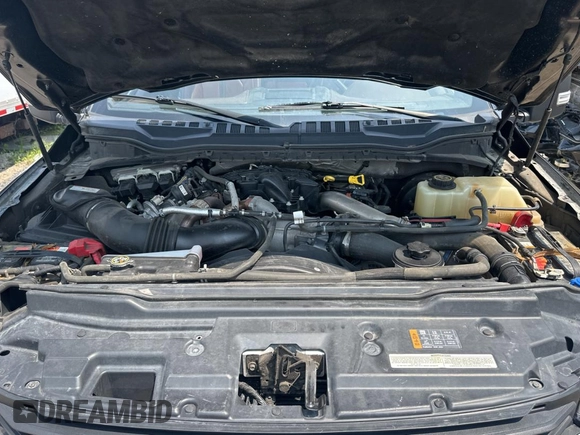 2019 Ford F-250 XL with VIN 1FT7W2BT9KEF43613, listed as a Copart auction lot 65194225 with 187,188 mi miles and Clean title. Bid and sale history available at DreamBid. Image 7.