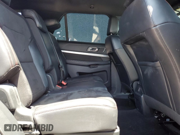 2019 Ford Explorer XLT z VIN 1FM5K7D81KGA41915, wystawiony jako Copart lot #63630995 z przebiegiem 59 801 mil mil oraz Szkoda całkowita • Salvage title. Historia ofert i sprzedaży dostępna na DreamBid. Obrazek 11.