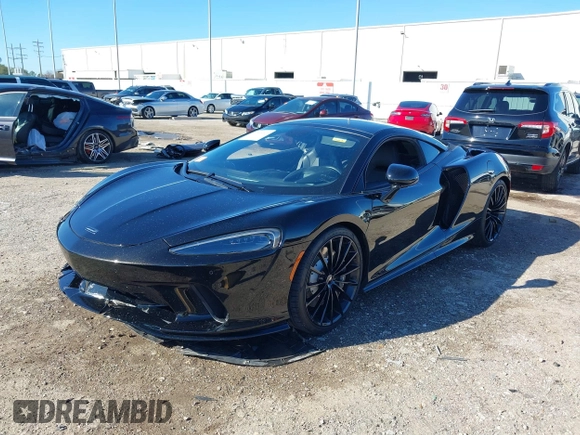 2020 McLaren GT with VIN SBM22GCA1LW000498, listed as a IAAI auction lot 41265247 with 18,465 mi miles. Bid and sale history available at carsss.com. Image 22.