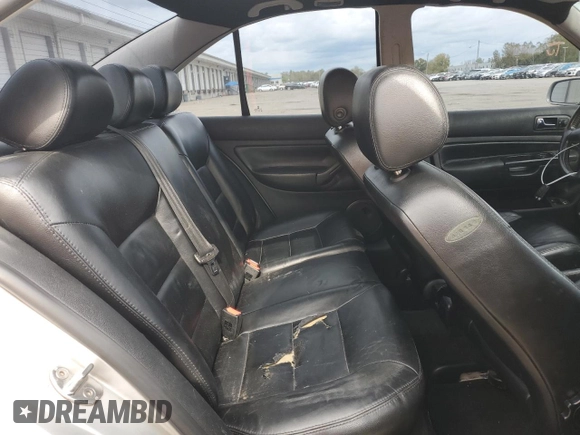 2000 Volkswagen Jetta GLS z VIN 3VWSA29M7YM192109, wystawiony jako Copart lot #72888334 z przebiegiem 195 082 mil mil oraz Szkoda całkowita • Salvage title. Historia ofert i sprzedaży dostępna na DreamBid. Obrazek 10.