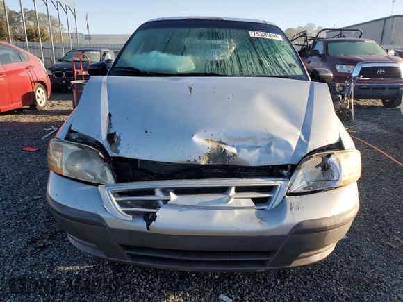 2000 Ford Windstar LX with VIN 2FMZA5042YBC35154, listed as a Copart auction lot 75300434 with 418,318 mi miles and Salvage Title. Bid and sale history available at carsss.com. Image 5.