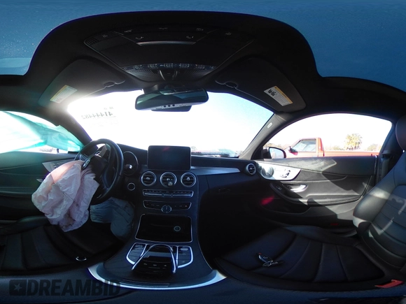 2018 Mercedes-Benz C 300 z VIN WDDWJ4KB9JF693250, wystawiony jako IAAI lot #41444482 z przebiegiem Nie podano mil oraz . Historia ofert i sprzedaży dostępna na DreamBid. Obrazek 19.