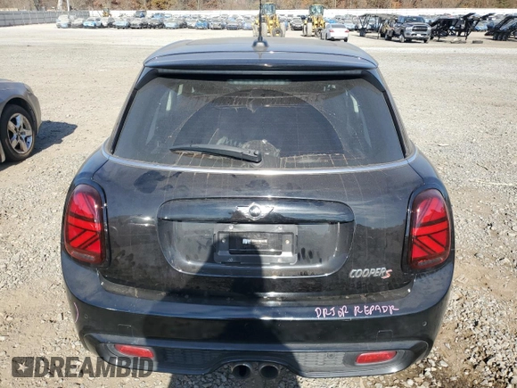 2018 MINI Hardtop 4 Door Cooper S with VIN WMWXU3C53J2F50052, listed as a Copart auction lot 77529294 with 105,048 mi miles and Salvage title. Bid and sale history available at DreamBid. Image 6.