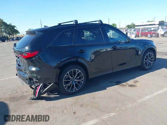 2025 Mazda CX-70 Premium Plus with VIN JM3KJEHA8S1100304, listed as a IAAI auction lot 42261867 with 2,678 mi miles and . Bid and sale history available at DreamBid. Image 4.