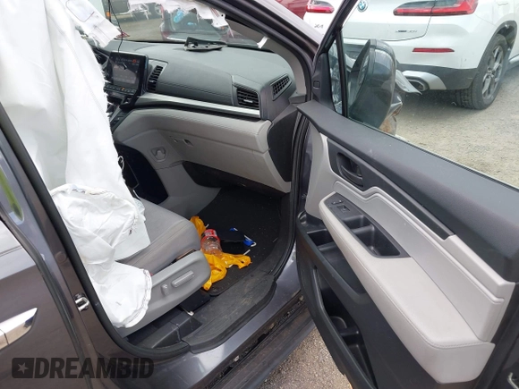 2020 Honda Odyssey EX with VIN 5FNRL6H54LB025555, listed as a IAAI auction lot 42512480 with 95,425 mi miles and . Bid and sale history available at DreamBid. Image 5.