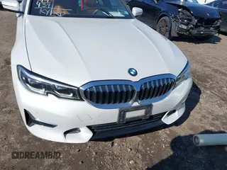 2020 BMW 3 Series 330i xDrive with VIN WBA5R7C07LFH92066, listed as a IAAI auction lot 41603868 with 44,439 mi miles. Bid and sale history available at carsss.com. Image 6.