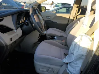 2020 Toyota Sienna LE Auto Access Seat with VIN 5TDKZ3DC7LS023636, listed as a Copart auction lot 87830205 with 70,282 mi miles and Salvage Title. Bid and sale history available at carsss.com. Image 7.