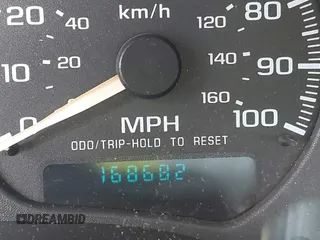 2003 GMC Sonoma SLS with VIN 1GTCS19X438272277, listed as a IAAI auction lot 41554041 with 168,682 mi miles. Bid and sale history available at carsss.com. Image 15.