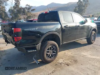 2024 Ford Ranger XLT with VIN 1FTER4GH0RLE22652, listed as a IAAI auction lot 41400573 with 7,823 mi miles. Bid and sale history available at carsss.com. Image 4.