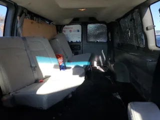2018 Chevrolet Express Passenger LT с VIN 1GAZGPFGXJ1332144, выставлен на аукционе Copart как лот 87666475 с пробегом 141 953 миль миль и Списание • Salvage title. История ставок и продаж доступна на DreamBid. Изображение 10.