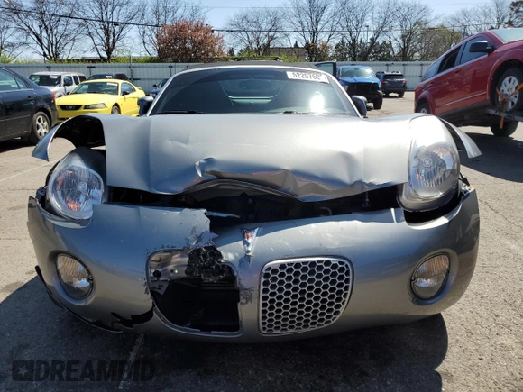 2007 Pontiac Solstice z VIN 1G2MB35B77Y113046, wystawiony jako Copart lot #52297605 z przebiegiem 35 658 mil mil oraz Szkoda całkowita • Salvage title. Historia ofert i sprzedaży dostępna na DreamBid. Obrazek 5.