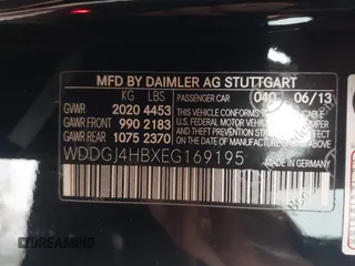 2014 Mercedes-Benz C-Class C 250 with VIN WDDGJ4HBXEG169195, listed as a IAAI auction lot 42013848 with 95,345 mi miles. Bid and sale history available at carsss.com. Image 9.