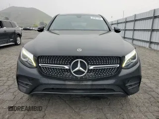 2019 Mercedes-Benz GLC 300 with VIN WDC0J4KB2KF663938, listed as a Copart auction lot 52581445 with 123,803 mi miles and Clean Title. Bid and sale history available at DreamBid. Image 5.