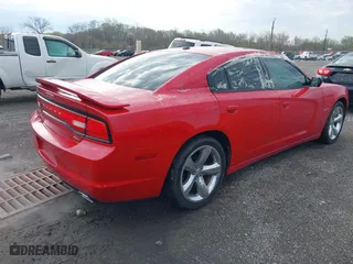 2011 Dodge Charger RT with VIN 2B3CL5CT9BH507017, listed as a IAAI auction lot 41922688 with 202,342 mi miles. Bid and sale history available at carsss.com. Image 4.