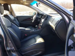 2017 Infiniti QX50 with VIN JN1BJ0RR4HM413604, listed as a IAAI auction lot 41310296 with 113,426 mi miles and . Bid and sale history available at DreamBid. Image 5.