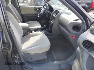 2005 Hyundai Santa Fe GLS с VIN KM8SC73D35U979953, выставлен на аукционе IAAI как лот 42269867 с пробегом 185 528 миль миль и . История ставок и продаж доступна на DreamBid. Изображение 5.