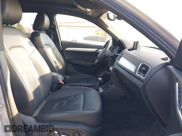 2016 Audi Q3 Prestige with VIN WA1GFCFS4GR008058, listed as a IAAI auction lot 41749276 with 105,692 mi miles. Bid and sale history available at carsss.com. Image 5.